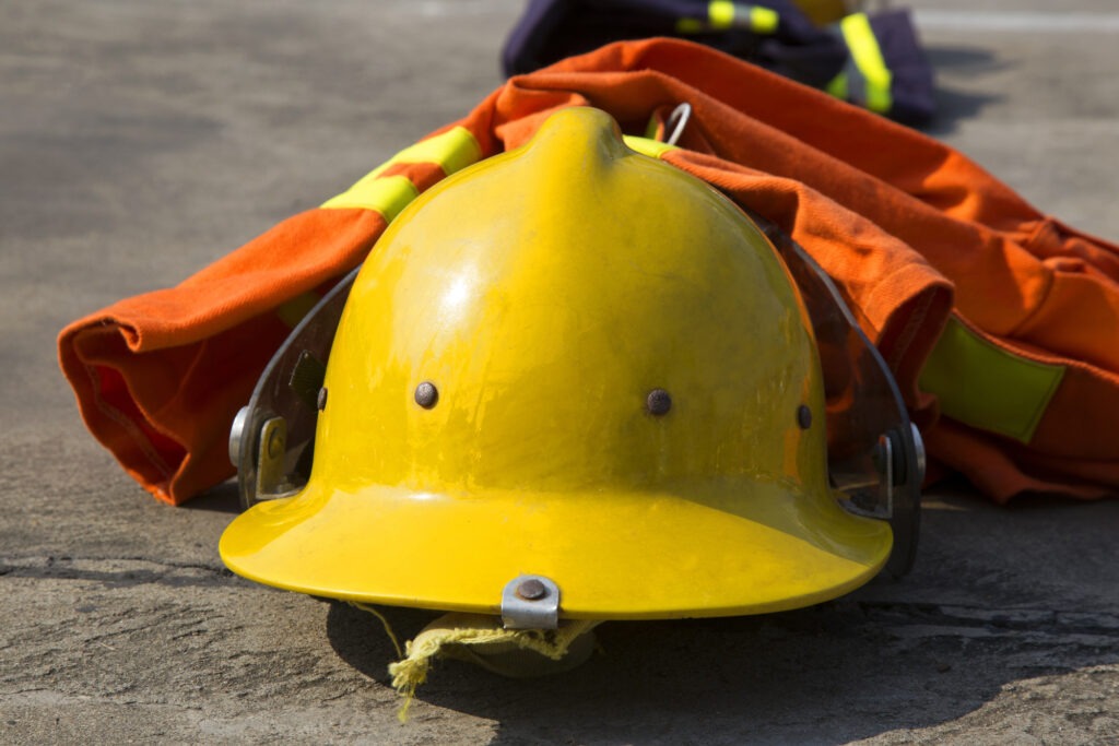 Safety helmet for fireman